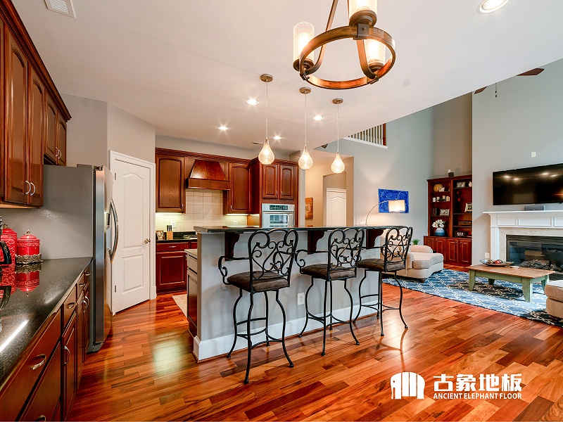 實(shí)木地板漆膜硬度