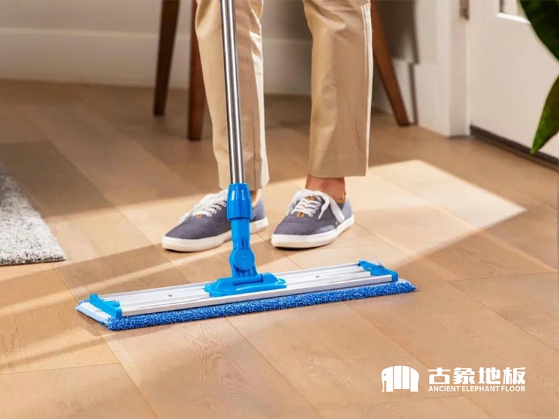 保持地面干爽與清潔