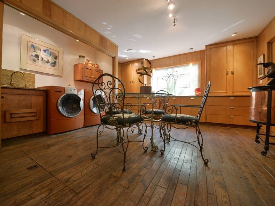 南北方氣候不一樣，木地板保養(yǎng)的方式也有區(qū)別