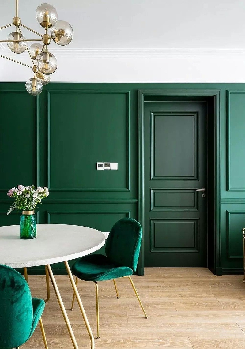 深色木門+淺色地板