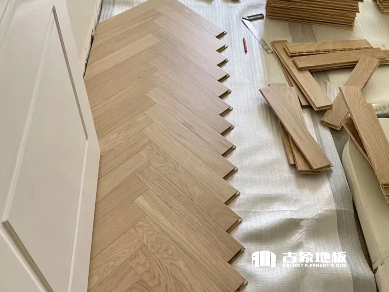 如何做好多層實木地板安裝時的監(jiān)工工作