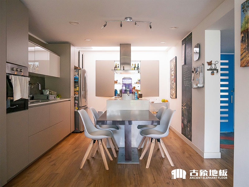 地板檔次齊全花色好看