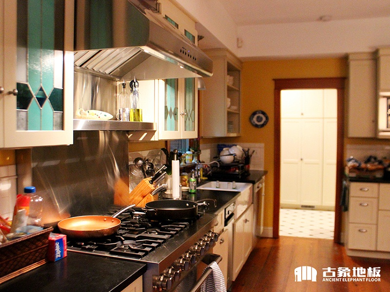 強(qiáng)化地板