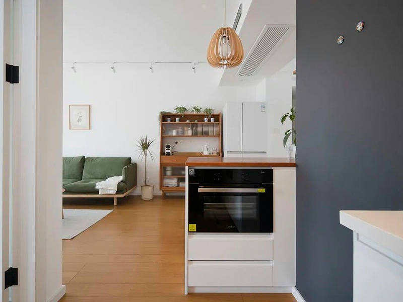 內有乾坤的餐桌